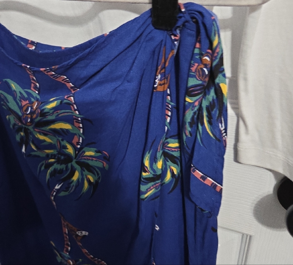 (1)Talbots Navy Palm-Print Sarong Wrap & Top Nwt Tol - Picture 5 of 6